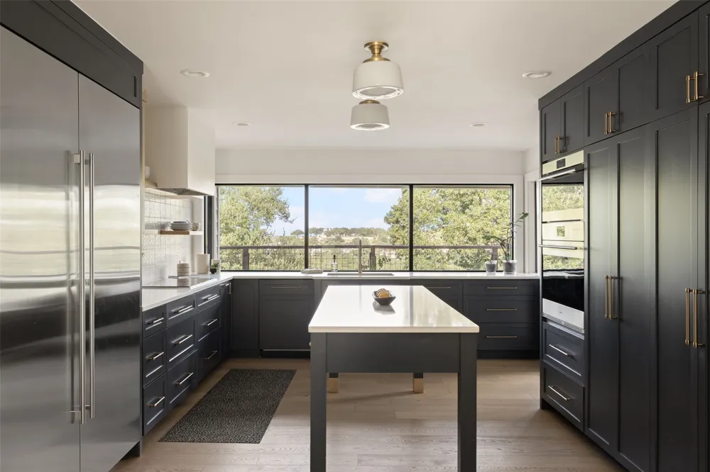 5802 Cannonade Court Austin, TX 78746
