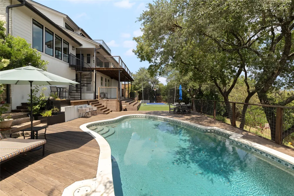 5802 Cannonade Court Austin, TX 78746