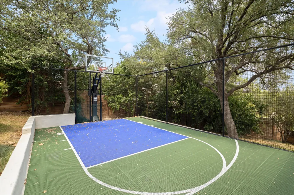 5802 Cannonade Court Austin, TX 78746