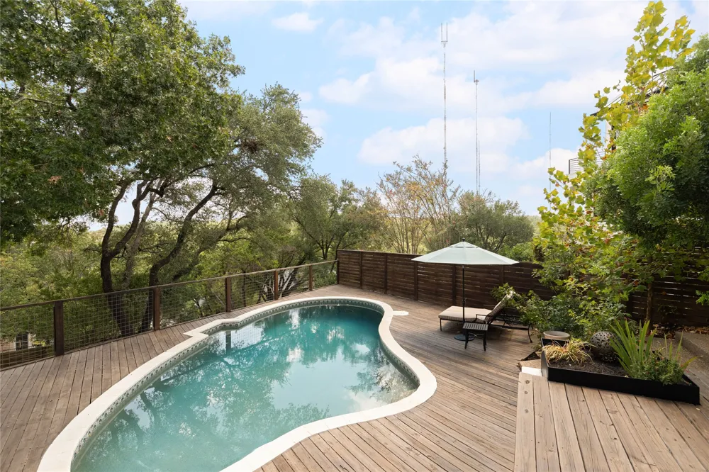 5802 Cannonade Court Austin, TX 78746