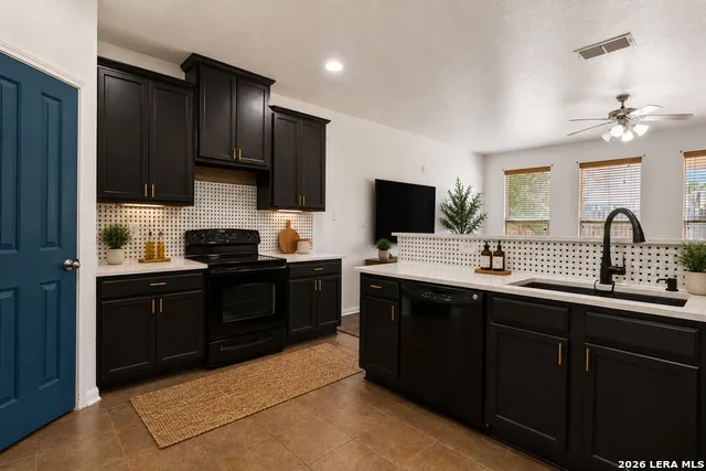 1822 Marufo Vega San Antonio, TX 78245
