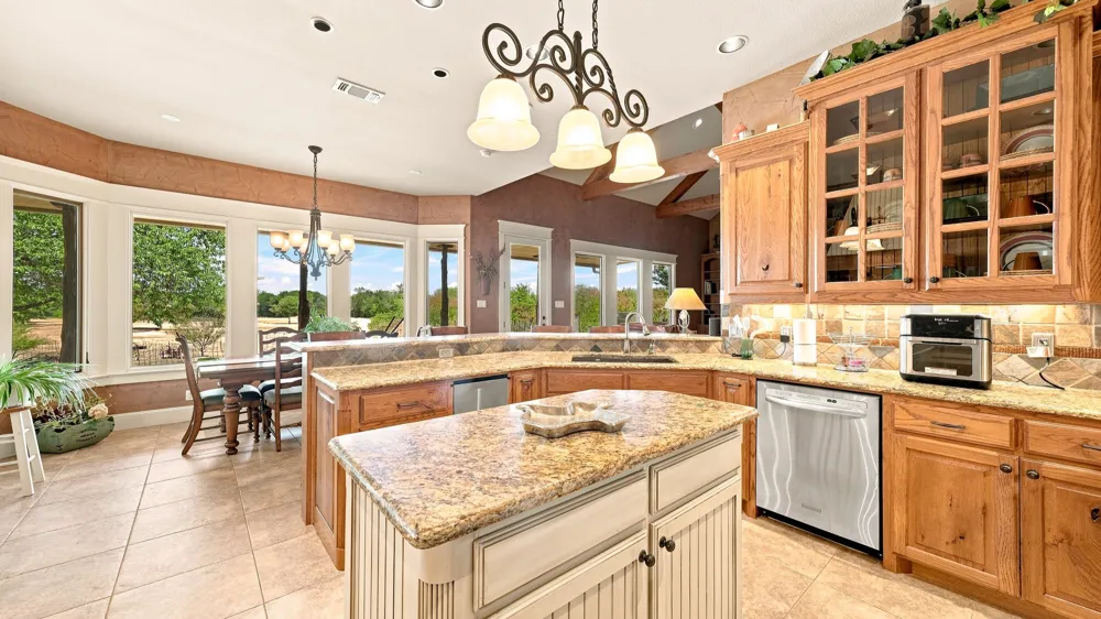 11918 Riek Road #! Krum, TX 76249