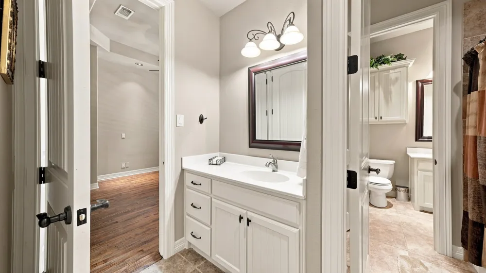 11918 Riek Road #! Krum, TX 76249