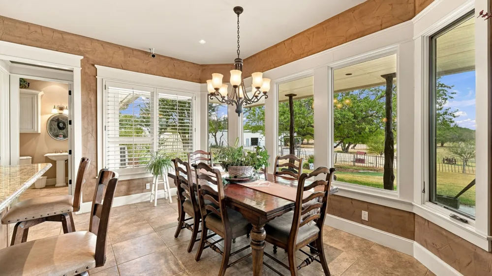 11918 Riek Road #! Krum, TX 76249