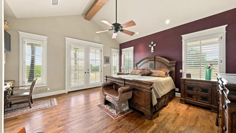 11918 Riek Road #! Krum, TX 76249