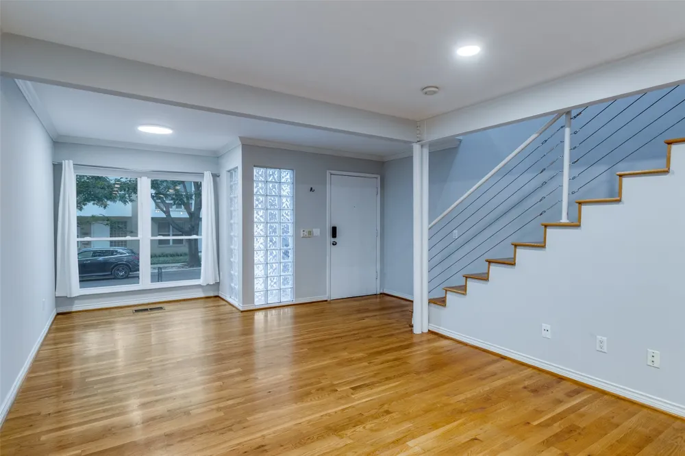 4122 Travis Street #13 Dallas, TX 75204