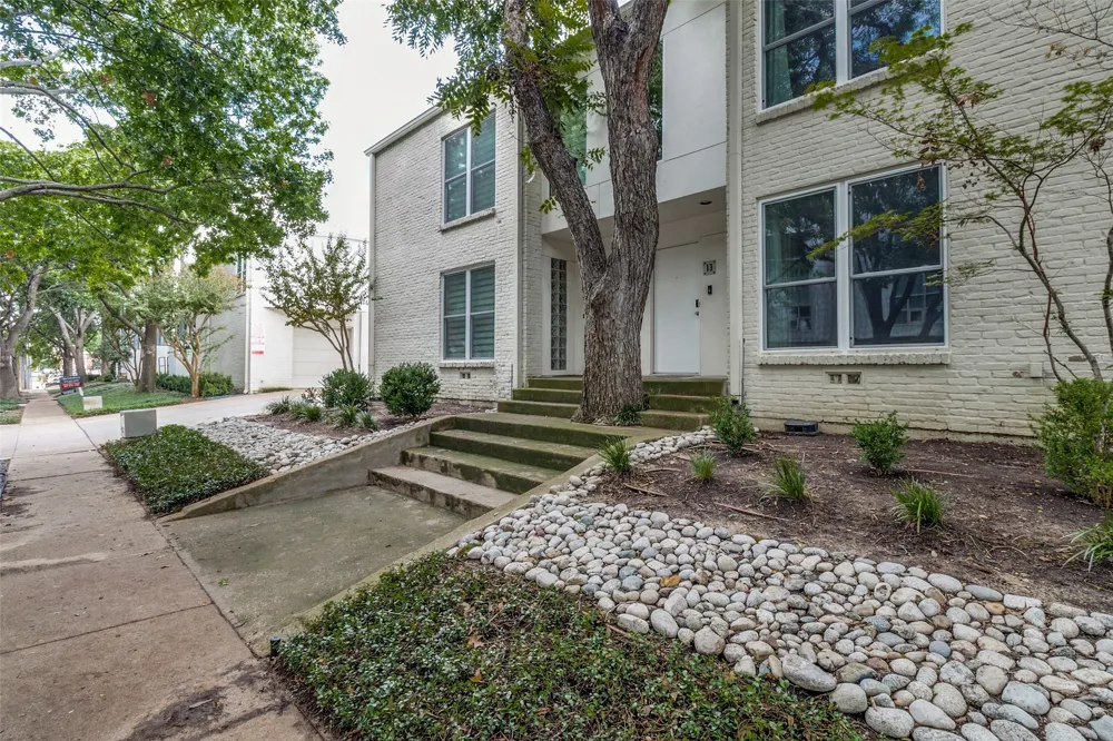 4122 Travis Street #13 Dallas, TX 75204