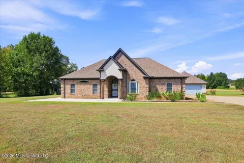 196 S Moore Crossing