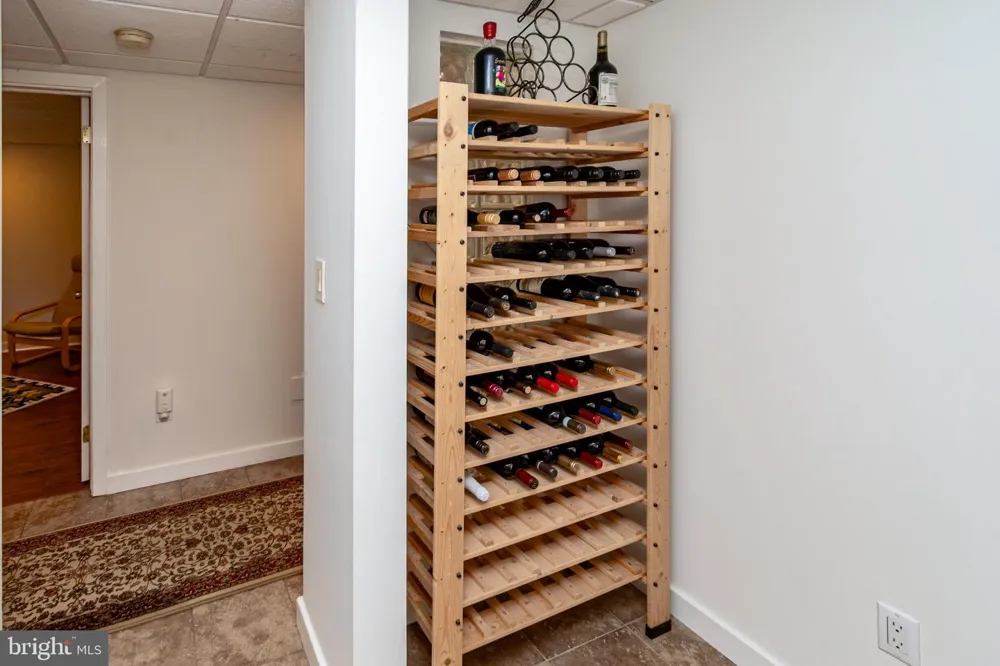 102 LINDBERGH ROAD Hopewell, NJ 08525