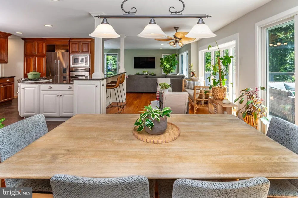102 LINDBERGH ROAD Hopewell, NJ 08525
