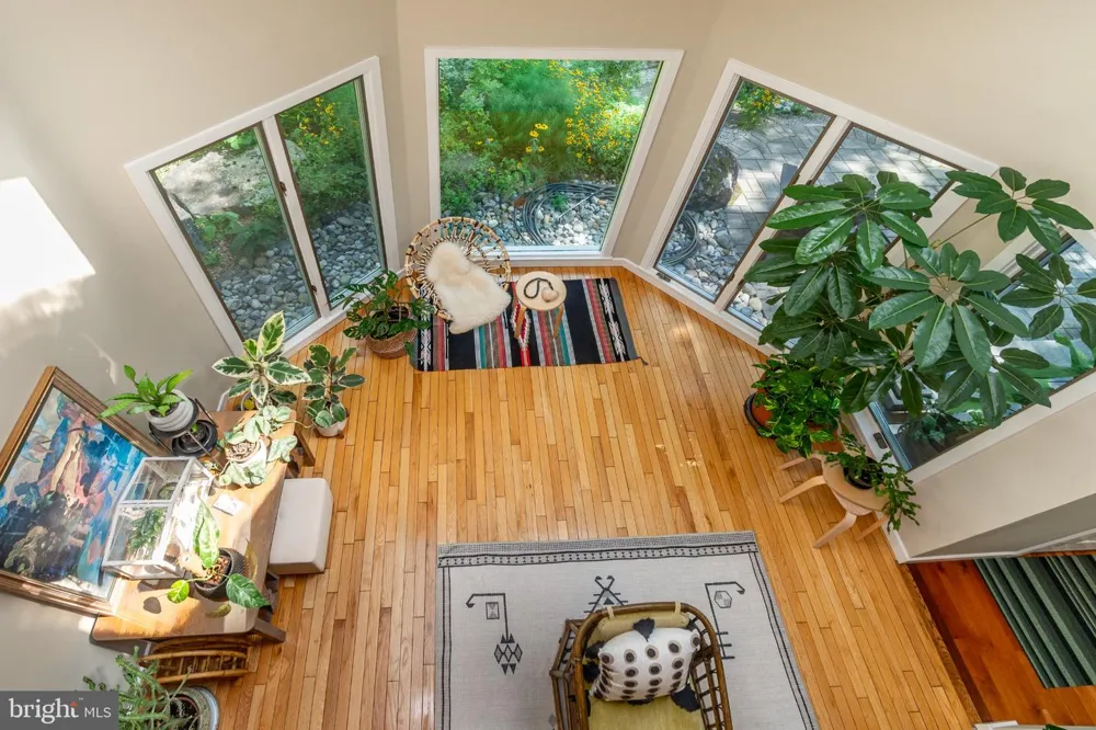 102 LINDBERGH ROAD Hopewell, NJ 08525
