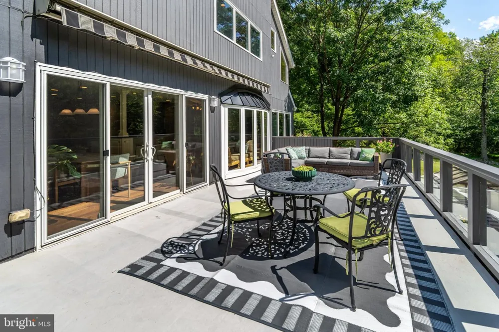 102 LINDBERGH ROAD Hopewell, NJ 08525