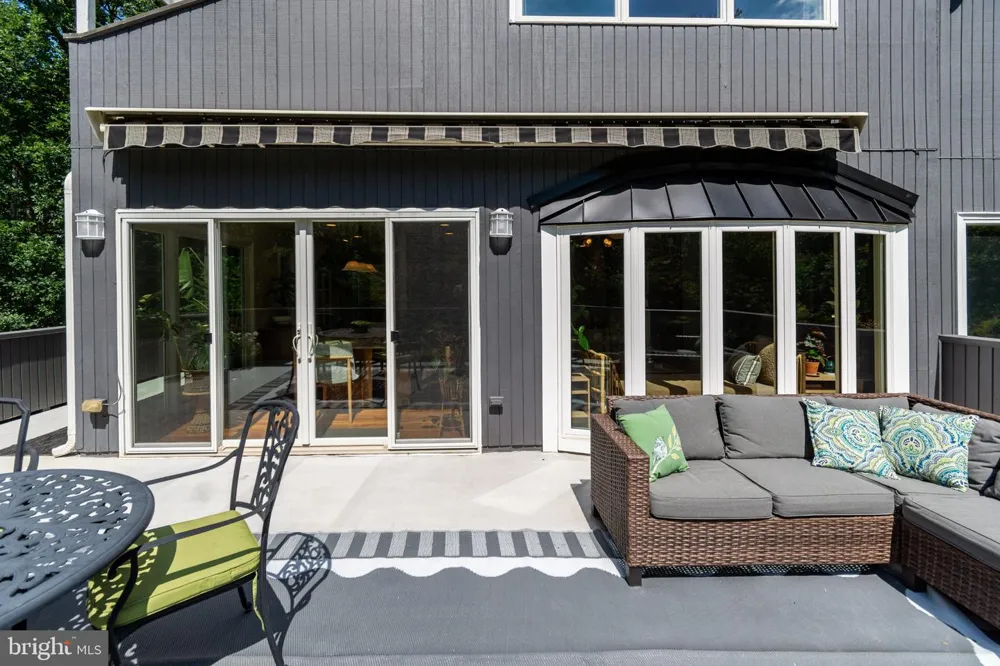 102 LINDBERGH ROAD Hopewell, NJ 08525