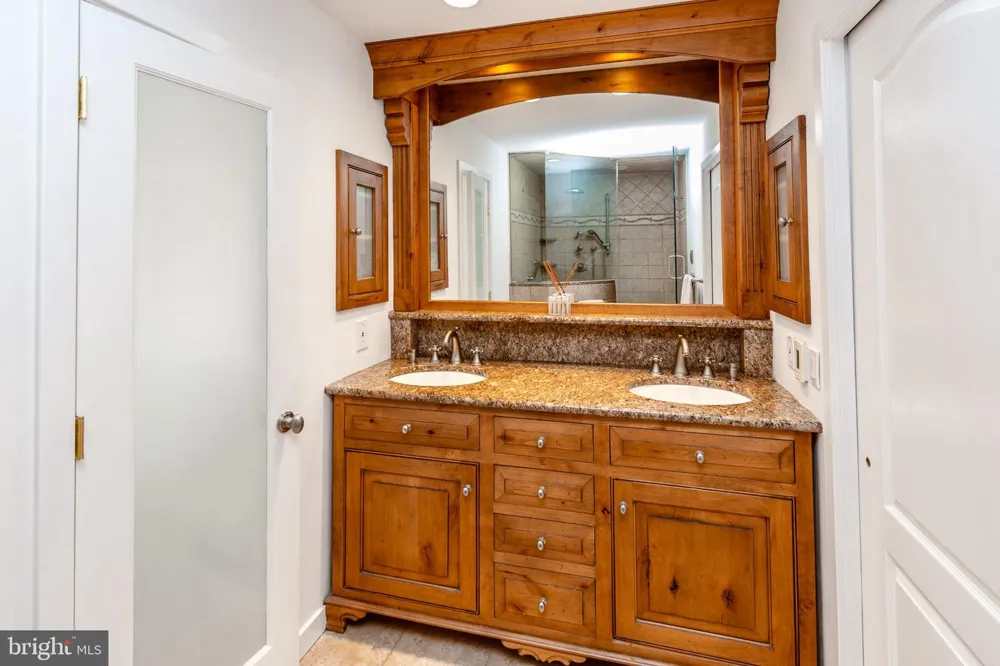 102 LINDBERGH ROAD Hopewell, NJ 08525