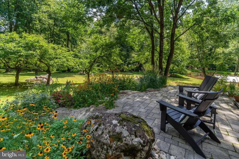 102 LINDBERGH ROAD Hopewell, NJ 08525