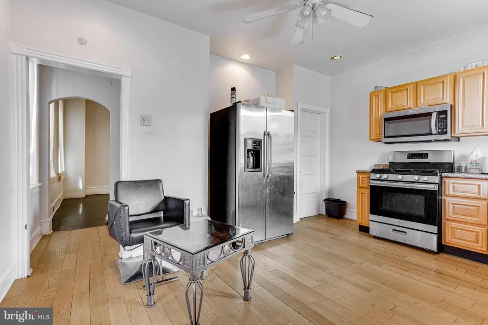 5636 CEDAR AVENUE Philadelphia, PA 19143