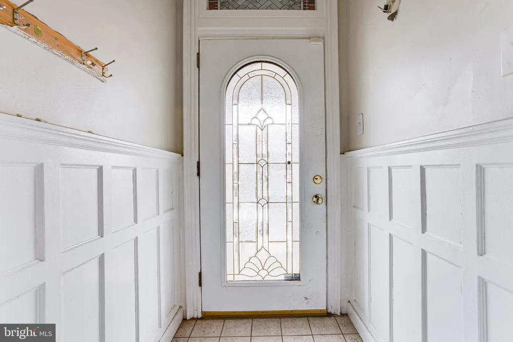 5636 CEDAR AVENUE Philadelphia, PA 19143
