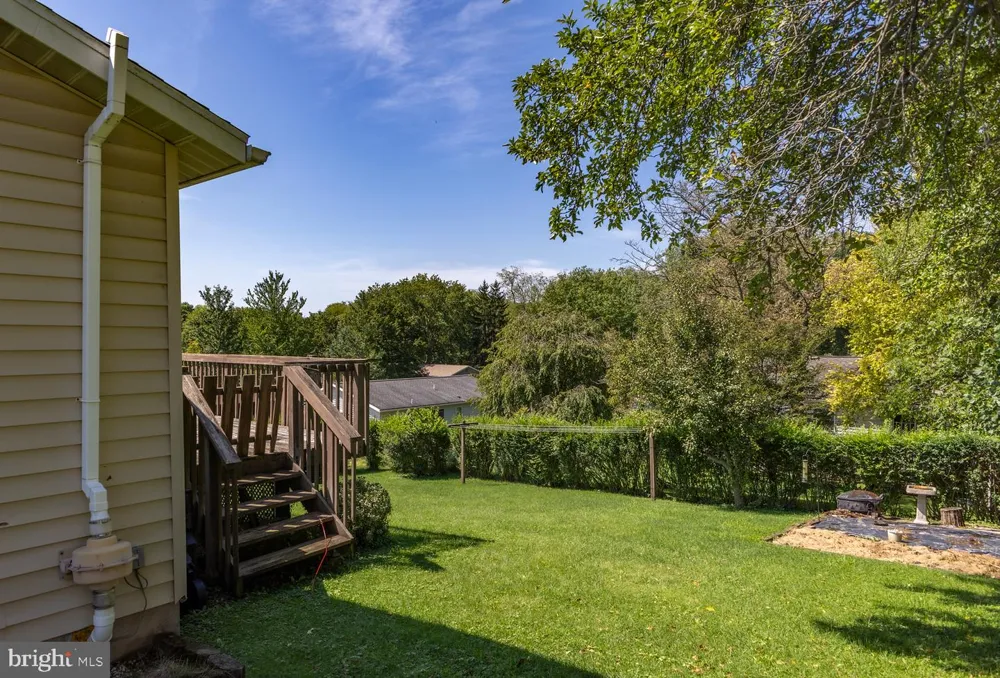 105 RHAUBERT CIRCLE State College, PA 16801