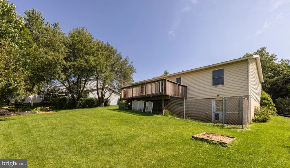 105 RHAUBERT CIRCLE State College, PA 16801
