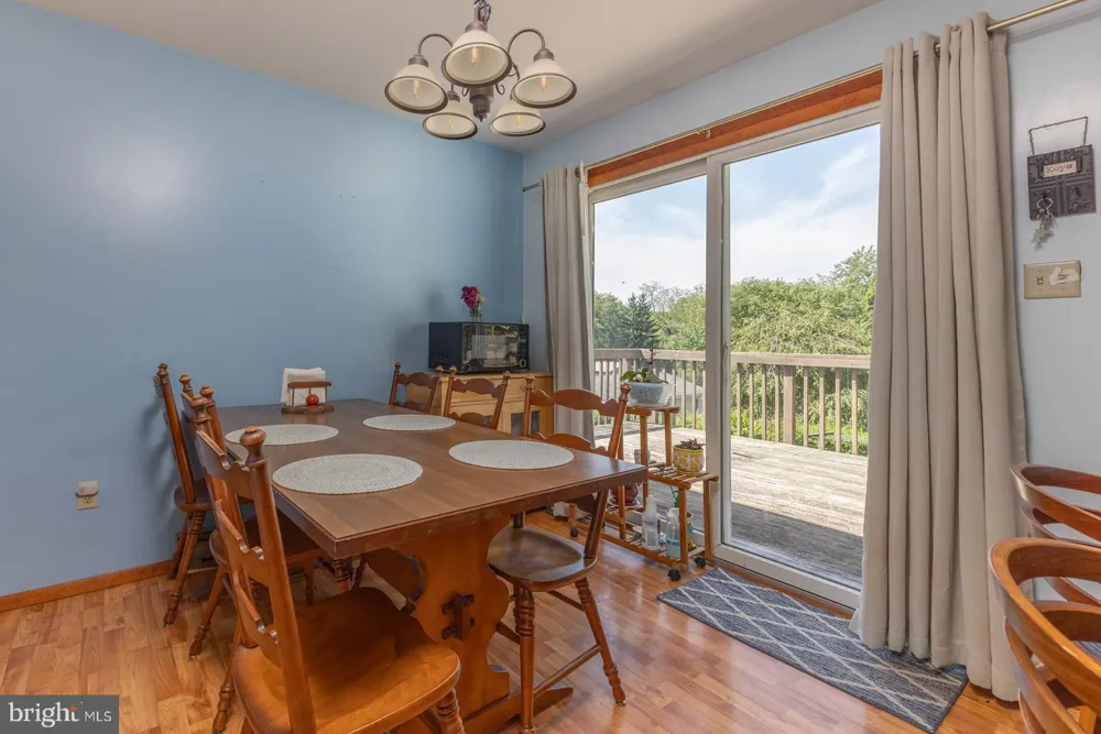 105 RHAUBERT CIRCLE State College, PA 16801