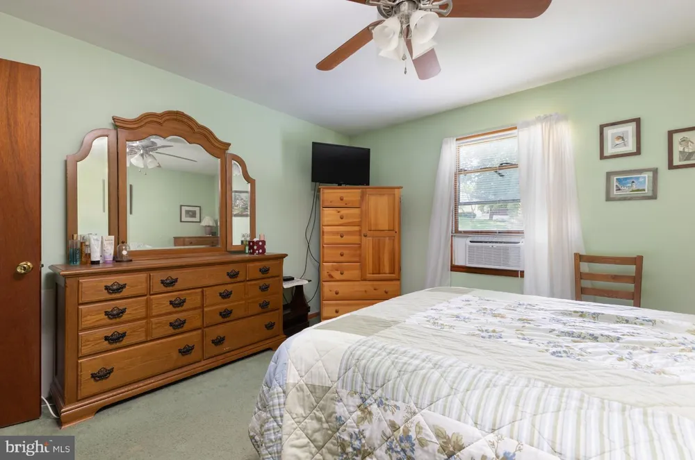 105 RHAUBERT CIRCLE State College, PA 16801