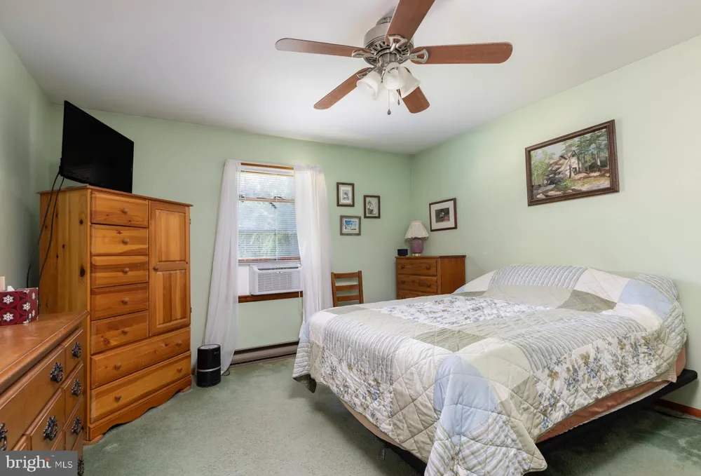 105 RHAUBERT CIRCLE State College, PA 16801