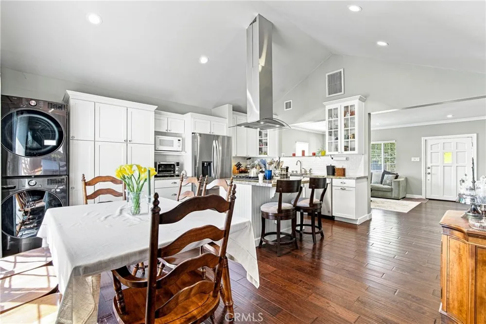 810 W Olive Avenue Monrovia, CA 91016