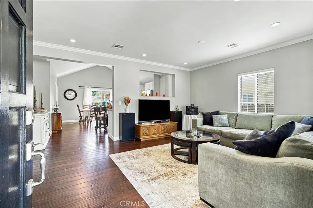 810 W Olive Avenue Monrovia, CA 91016