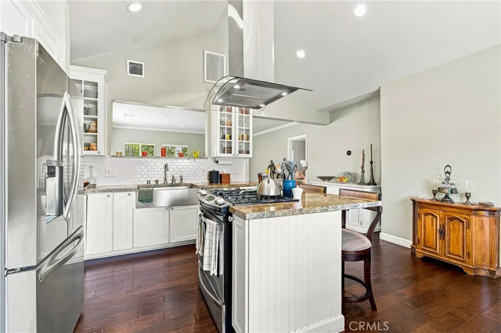 810 W Olive Avenue Monrovia, CA 91016