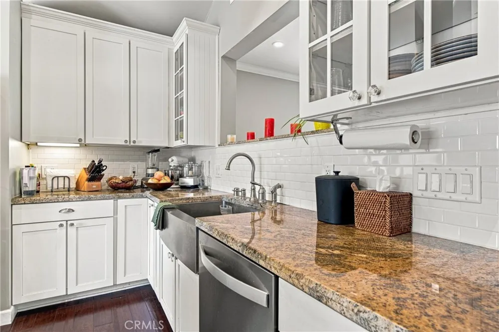810 W Olive Avenue Monrovia, CA 91016