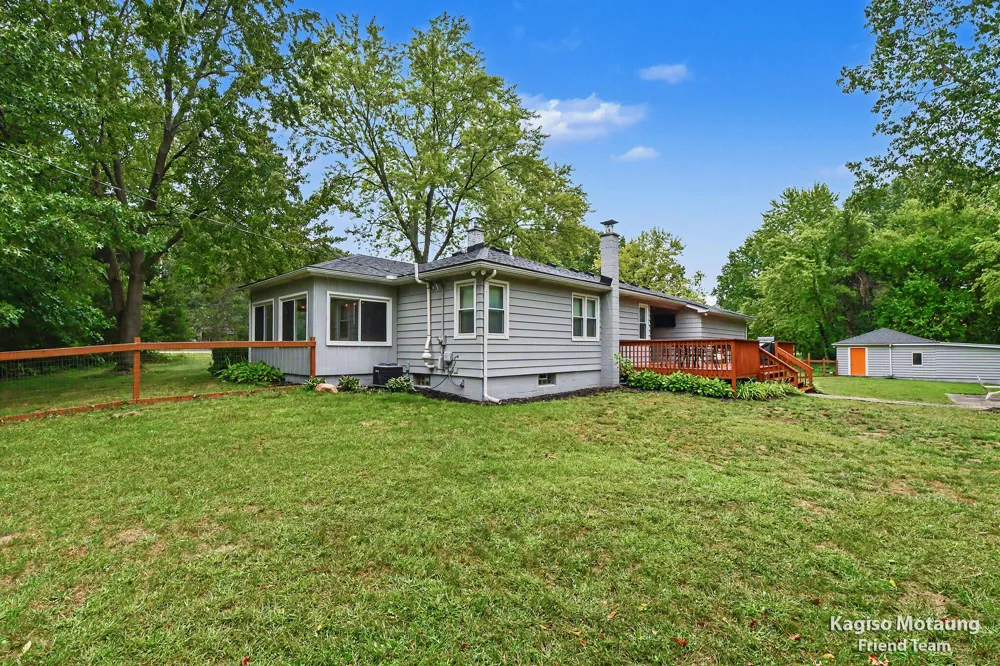 4621 Whitneyville Avenue SE Ada, MI 49301