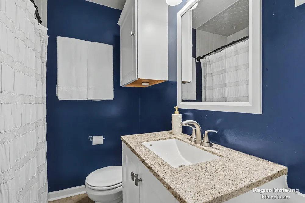 4621 Whitneyville Avenue SE Ada, MI 49301
