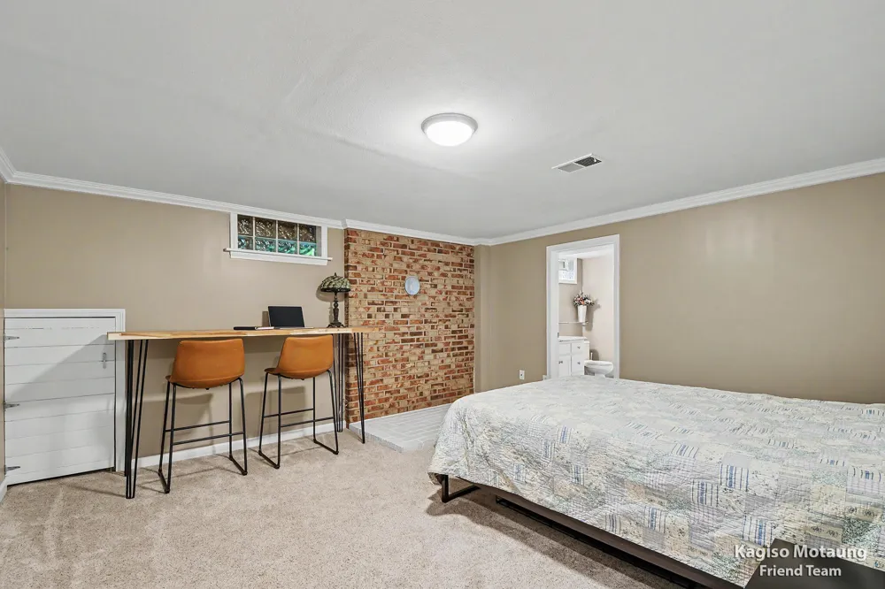 4621 Whitneyville Avenue SE Ada, MI 49301