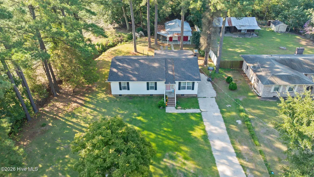 3838 Longleaf Drive NE Elm City, NC 27822