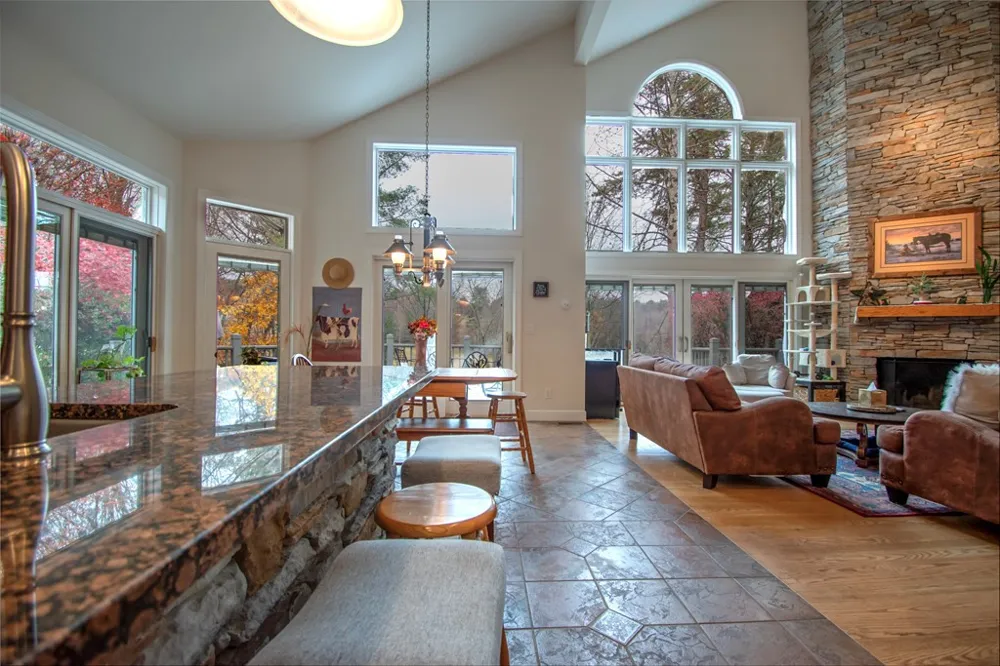 5981 Candy Mountain Road Murphy, NC 28906
