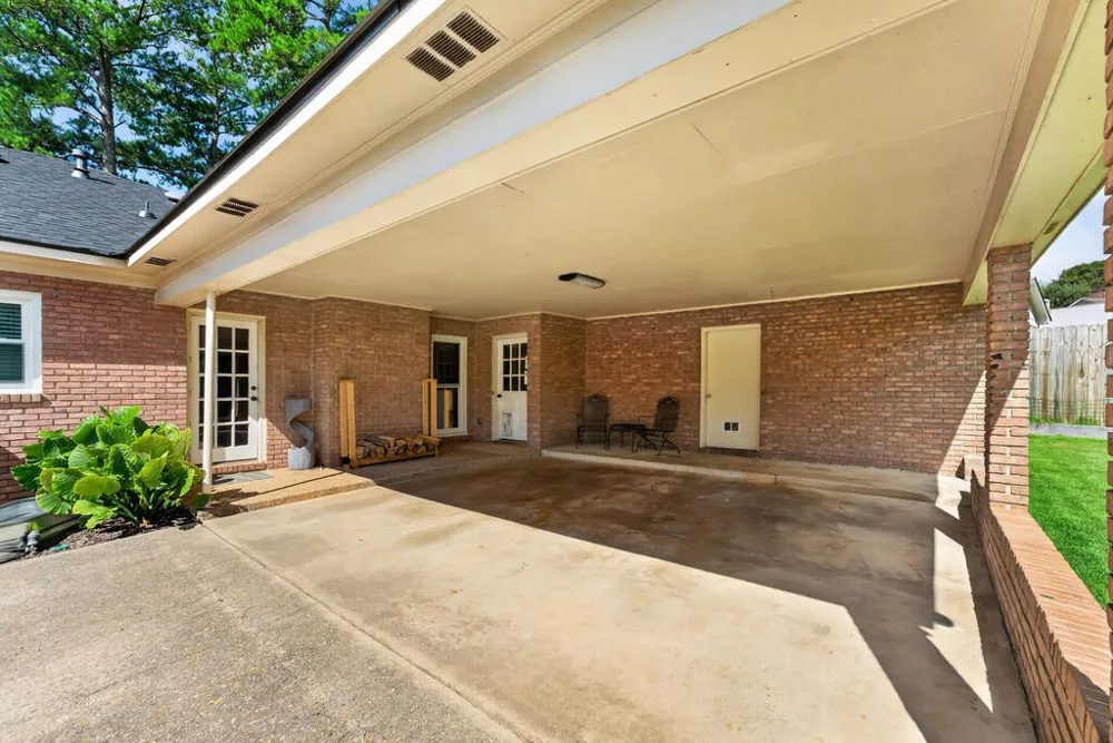 6046 Chrisbin Drive Columbus, GA 31909