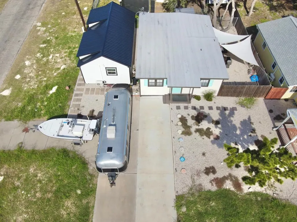 504 W Liberty Street Rockport, TX 78382
