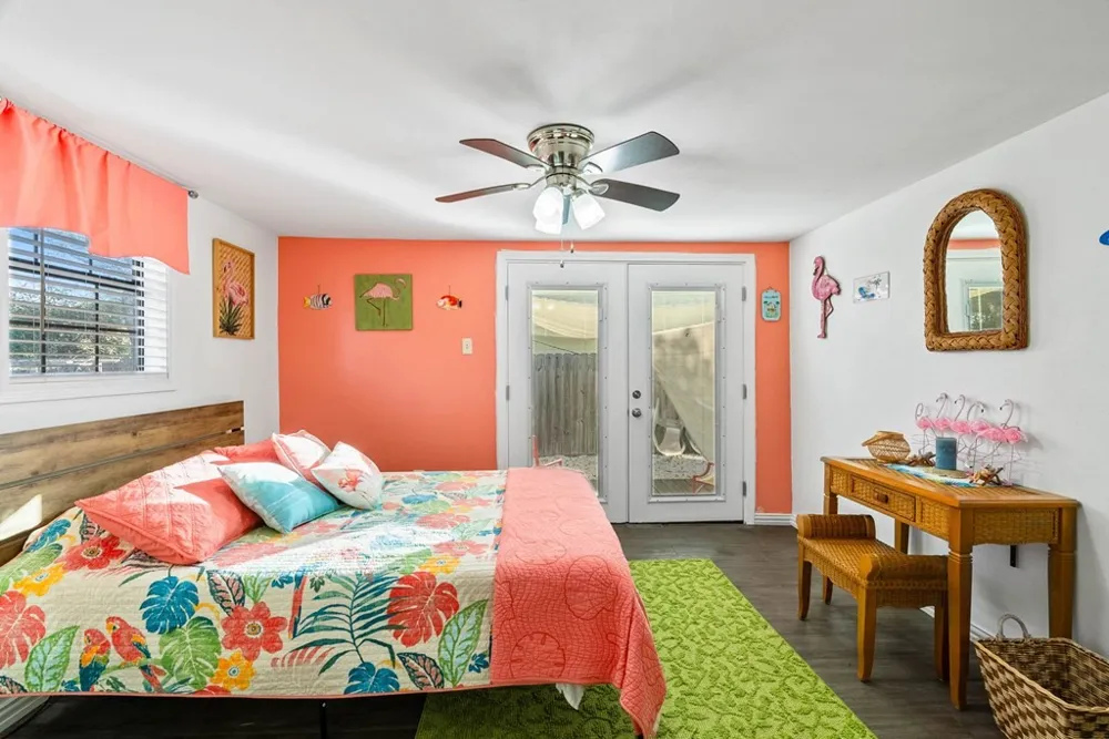 504 W Liberty Street Rockport, TX 78382