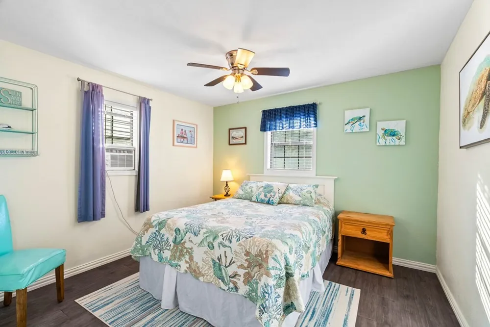 504 W Liberty Street Rockport, TX 78382