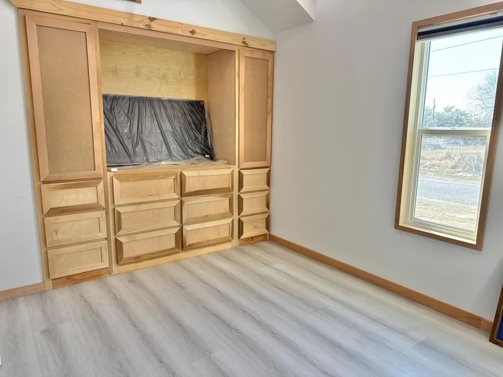 504 W Liberty Street Rockport, TX 78382