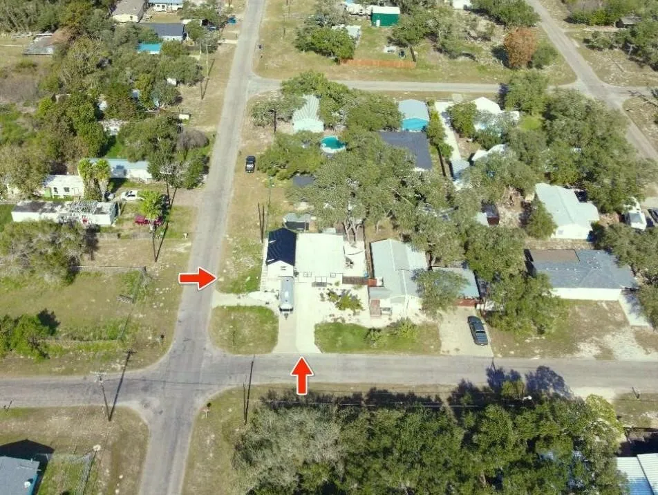 504 W Liberty Street Rockport, TX 78382
