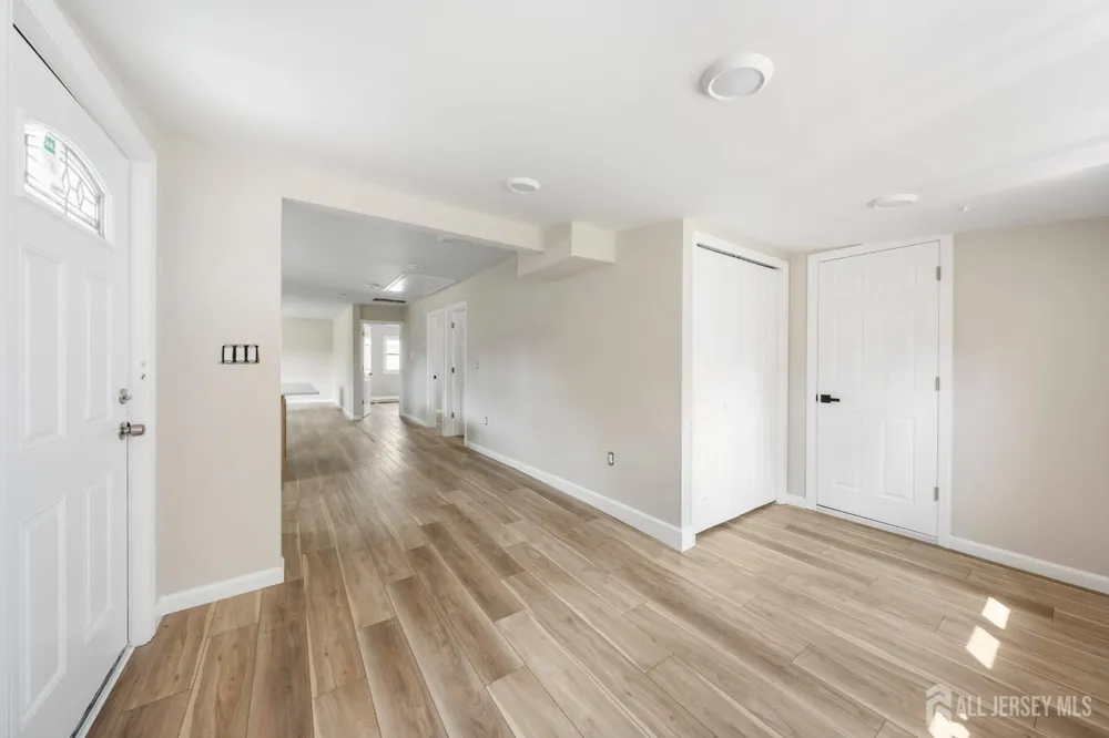 36 Charles Terrace Piscataway, NJ 08854
