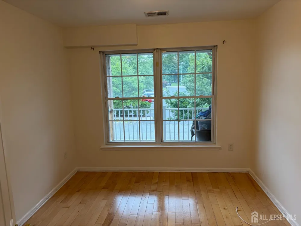 6 Lackland Avenue Piscataway, NJ 08854