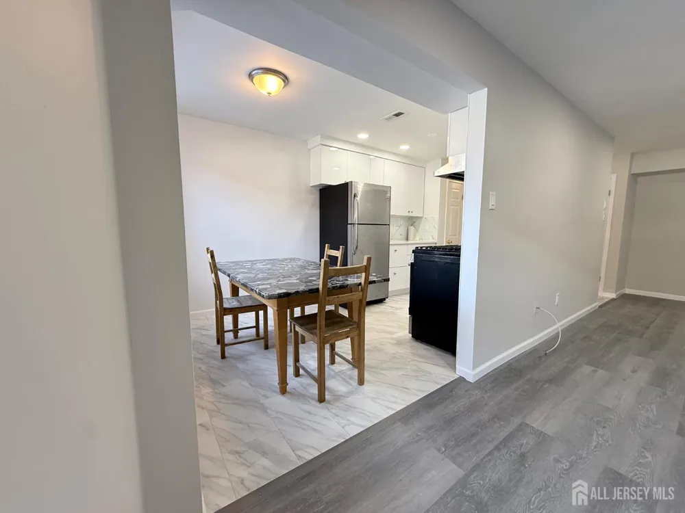 513 Edison Glen Terrace Edison, NJ 08837