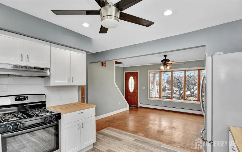 64 Waackaack Avenue Keansburg, NJ 07734