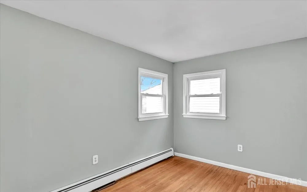 64 Waackaack Avenue Keansburg, NJ 07734