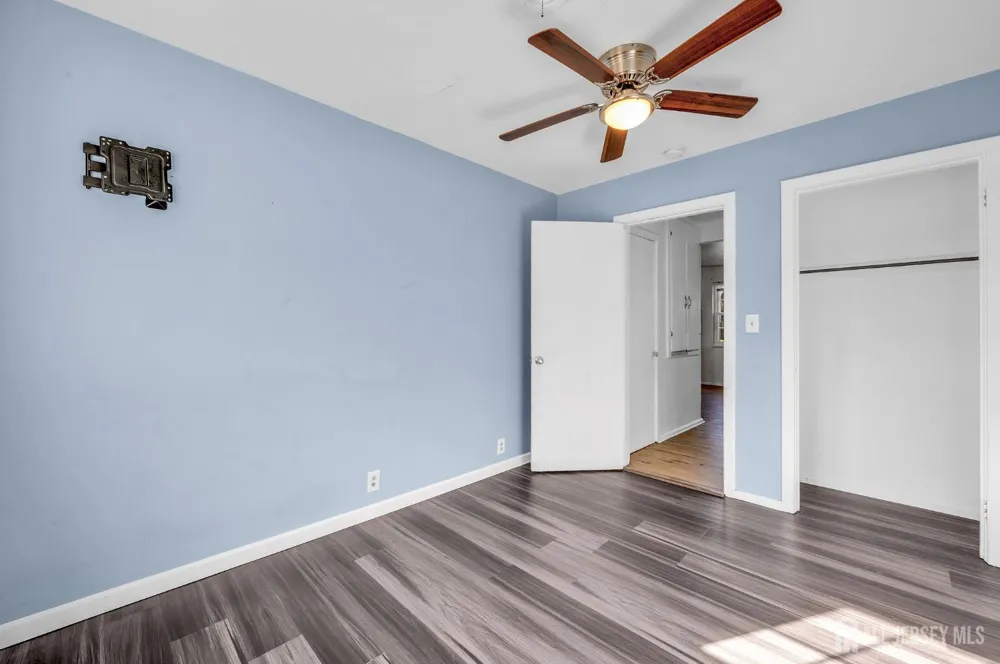 48 Elwood Avenue Flemington, NJ 08822