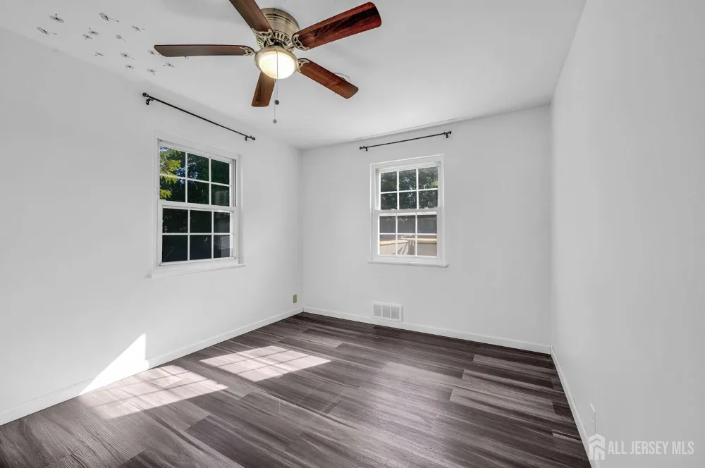 48 Elwood Avenue Flemington, NJ 08822