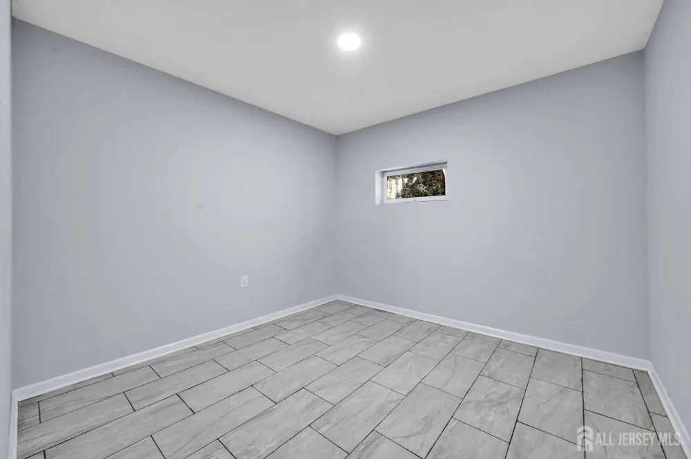 48 Elwood Avenue Flemington, NJ 08822