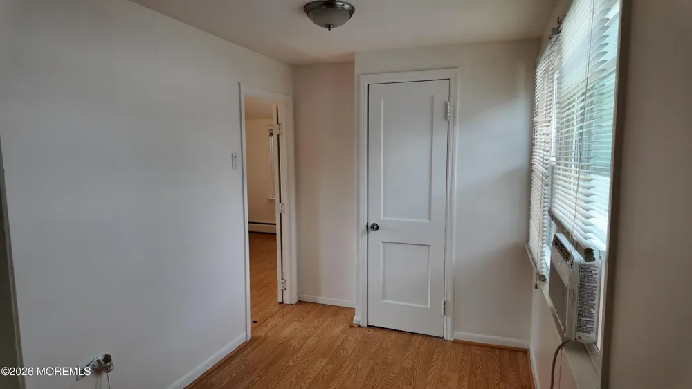 1142 Woodmere Drive Keyport, NJ 07735